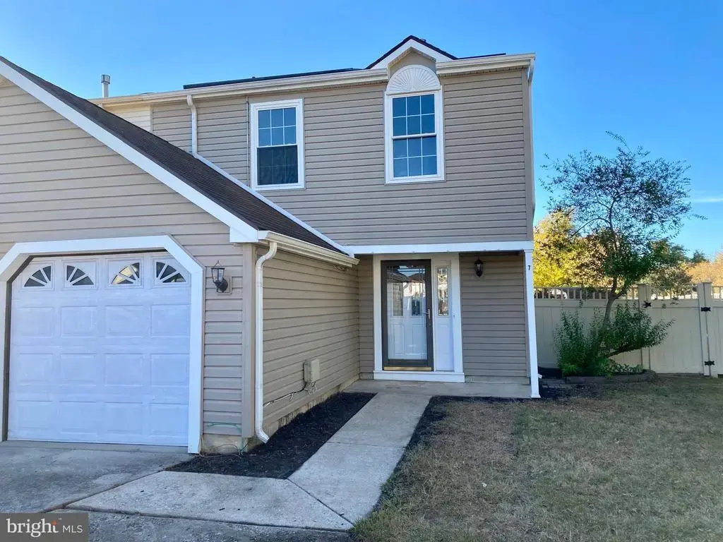 7 Quasar Ct, SEWELL