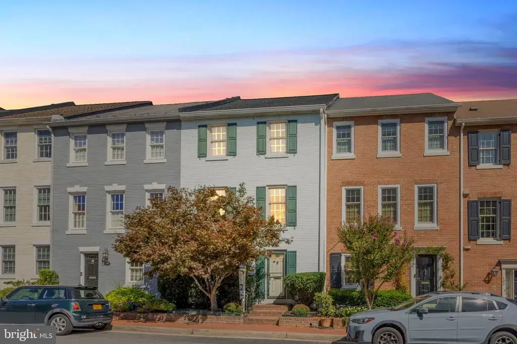 107 Pommander Walk, ALEXANDRIA