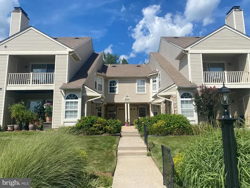 204 Andover Ct, QUAKERTOWN