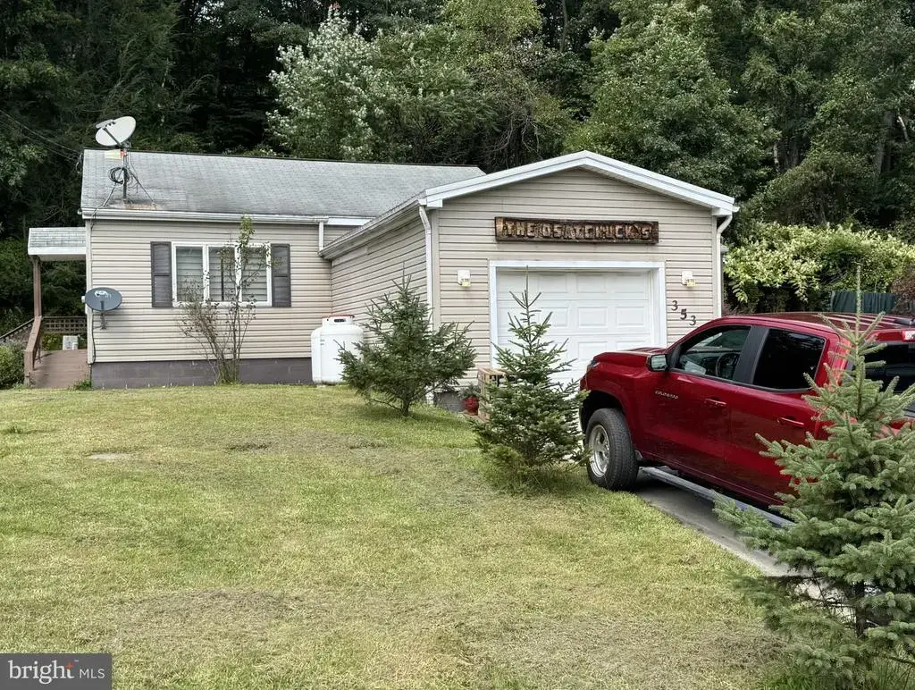 353 Valley Rd, POTTSVILLE