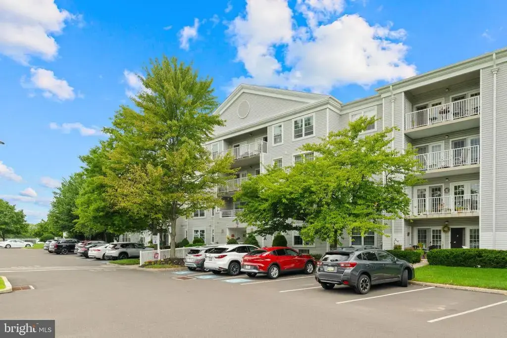 4303 Centennial Sta #430, WARMINSTER