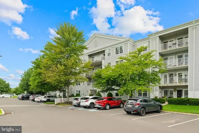 4303 Centennial Sta #430, Warminster