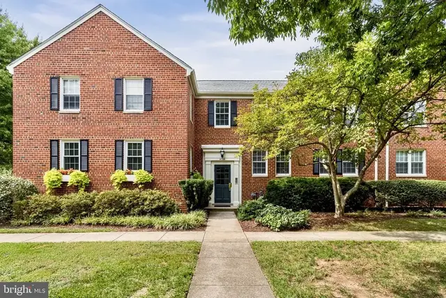 6706 W Wakefield Dr #a2, Alexandria