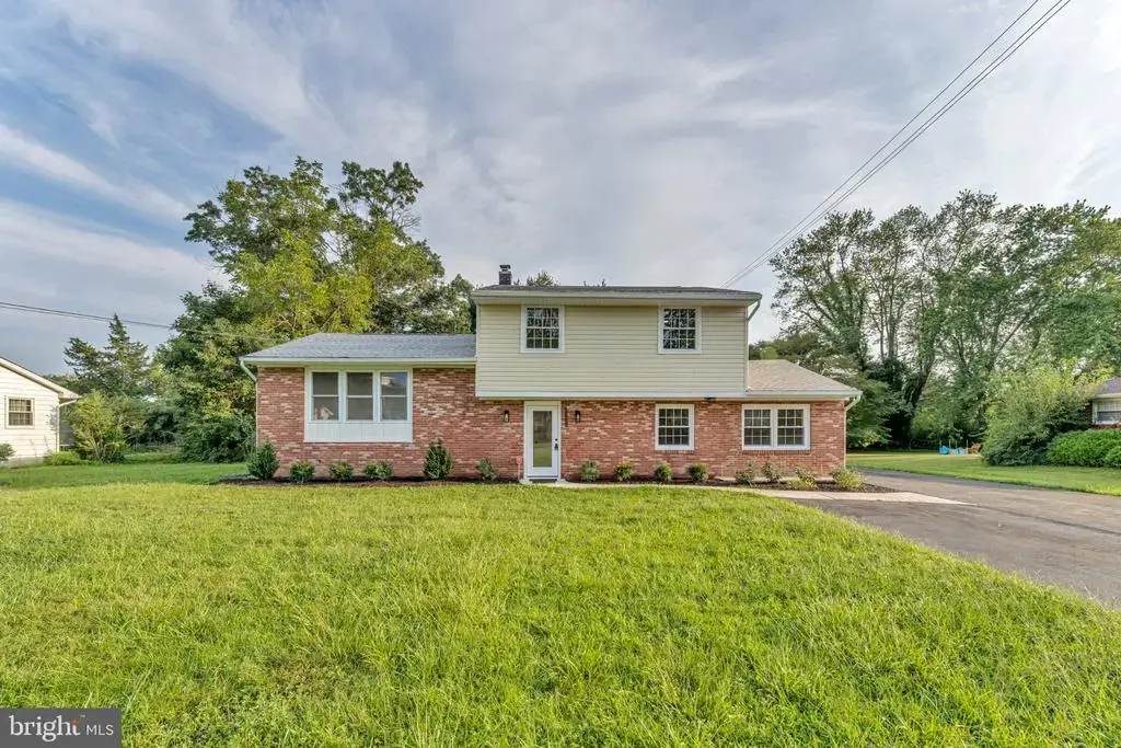1869 Monarch Ln, VINELAND