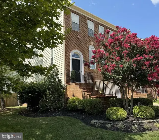 19217 Kepharts Mill Ter, Leesburg