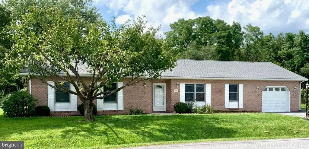 15 Plantation Dr, HAGERSTOWN