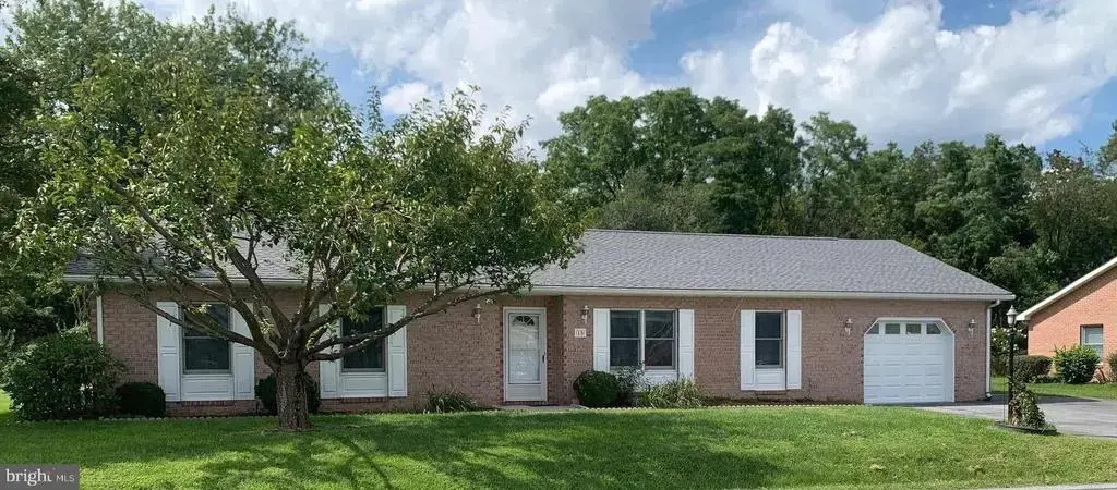 15 Plantation Dr, HAGERSTOWN