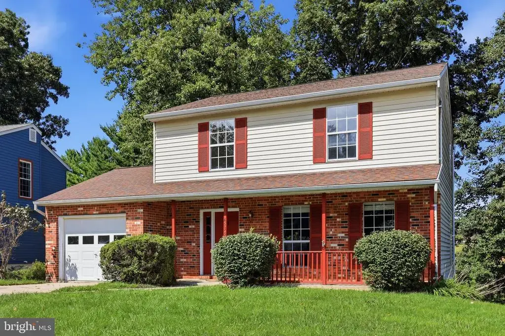 4535 N Woods Trl, HAMPSTEAD