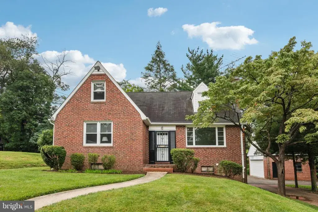 7717 Westmoreland Ave, PARKVILLE