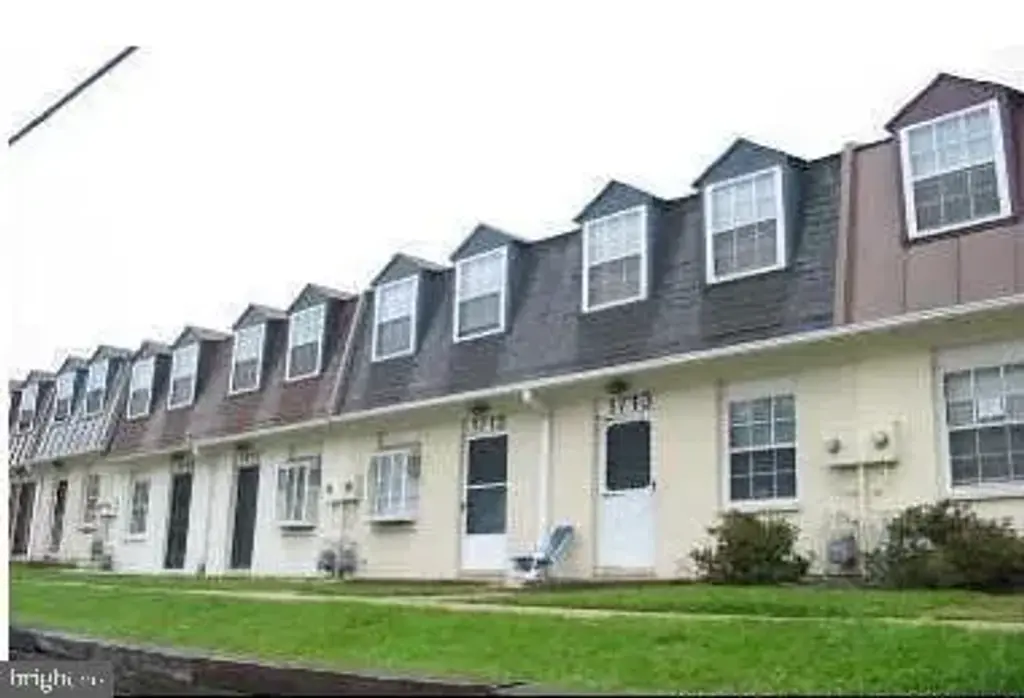 1713 Village Green #z-33, LANDOVER