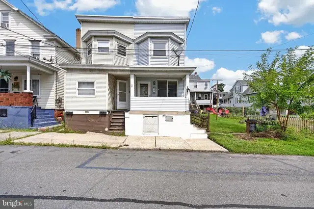 118 E Amidon St, Summit Hill