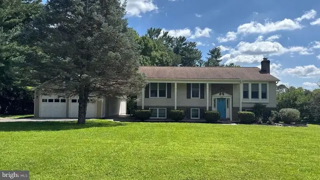 3229 Sharp Rd, Glenwood