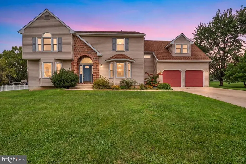 515 Macintosh Dr, MULLICA HILL