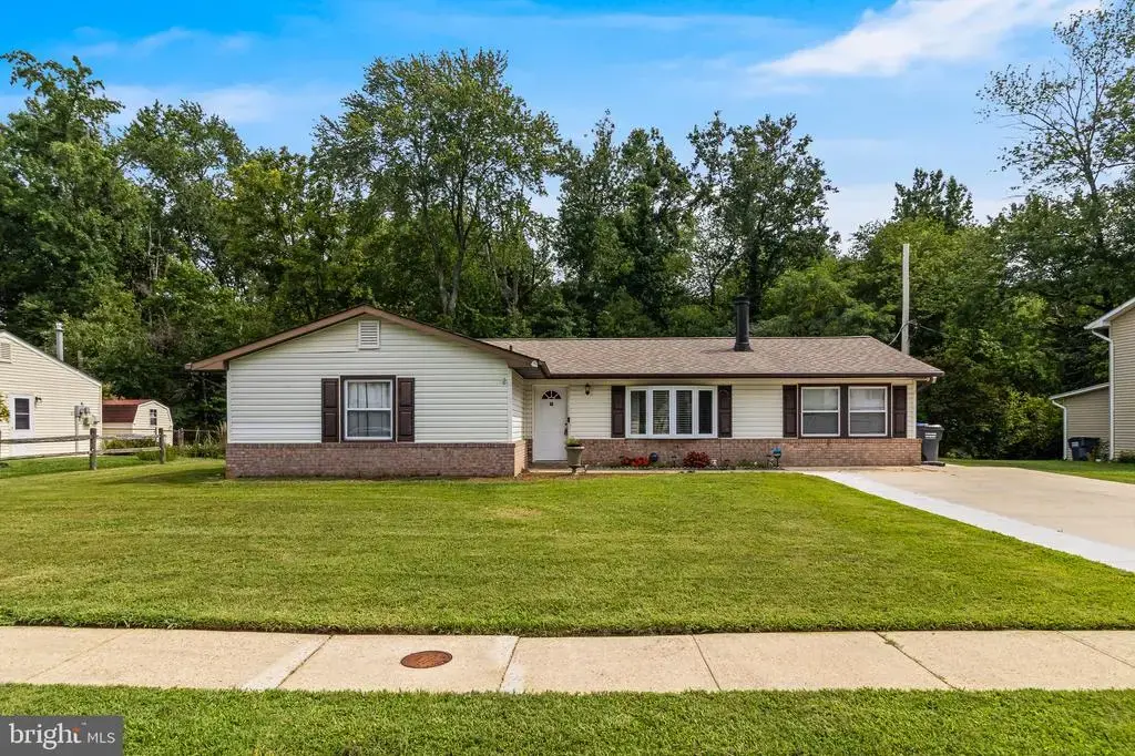 913 Barrington Dr, WALDORF