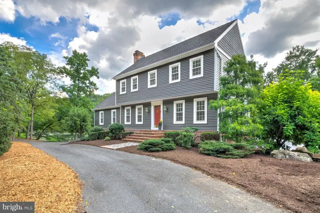 372 Rudy Dam Rd, LITITZ