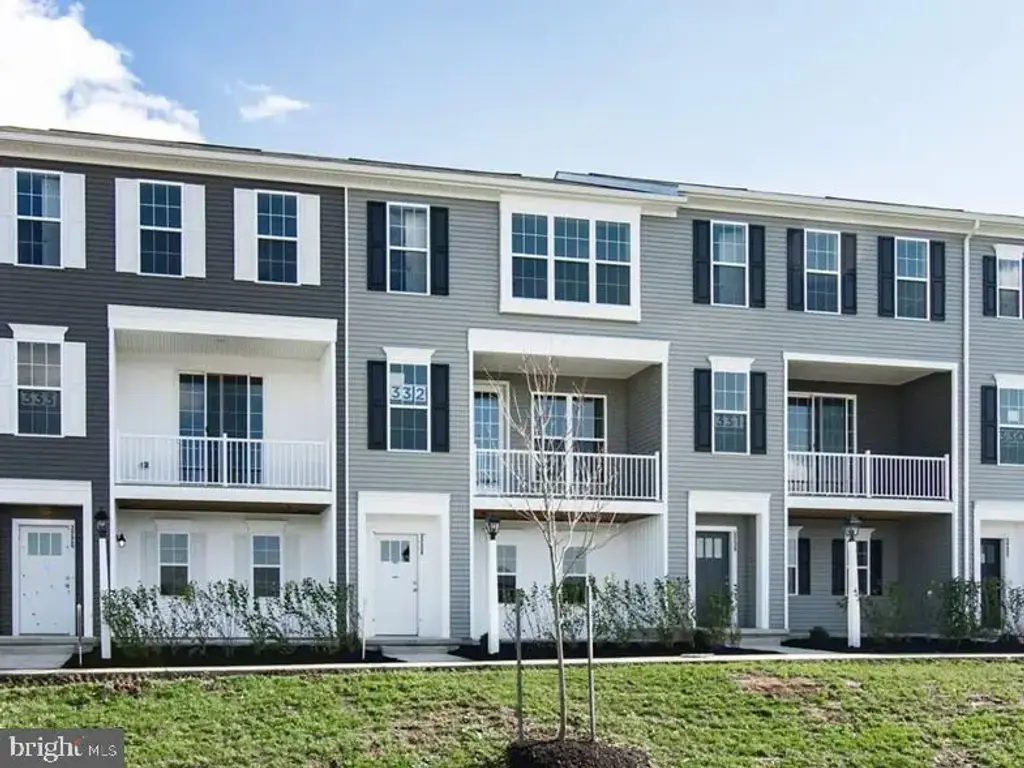1412 Market House Ln, MECHANICSBURG
