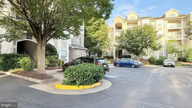 510 Sunset Ter Se #206, Leesburg