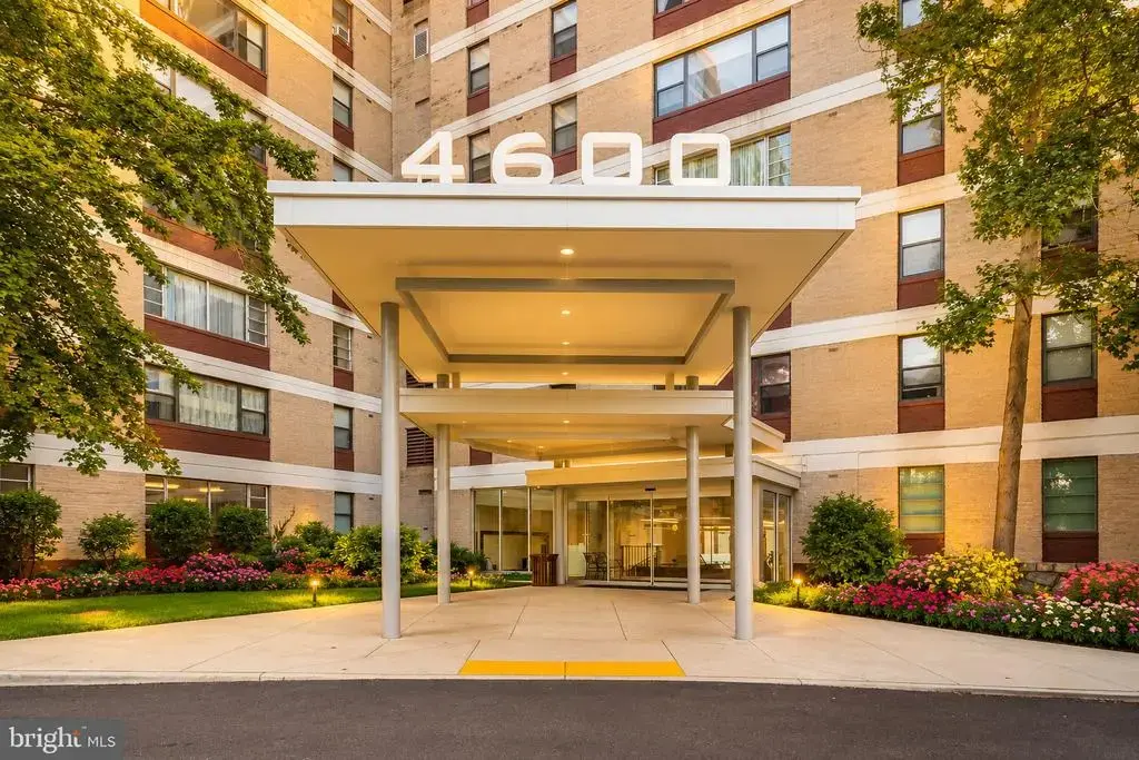 4600 Duke St #1122, ALEXANDRIA