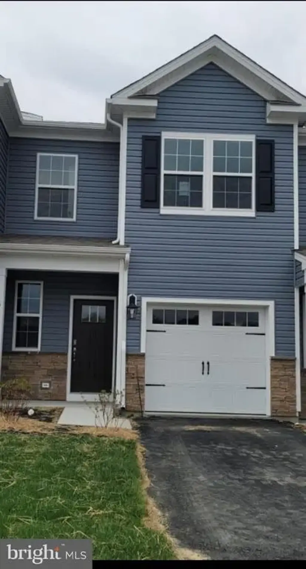 29 Peregrine Way, BURLINGTON