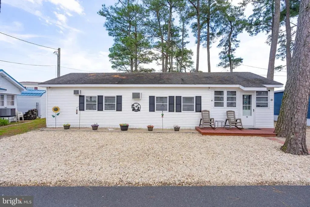 16 Oyster Rd, MILLSBORO