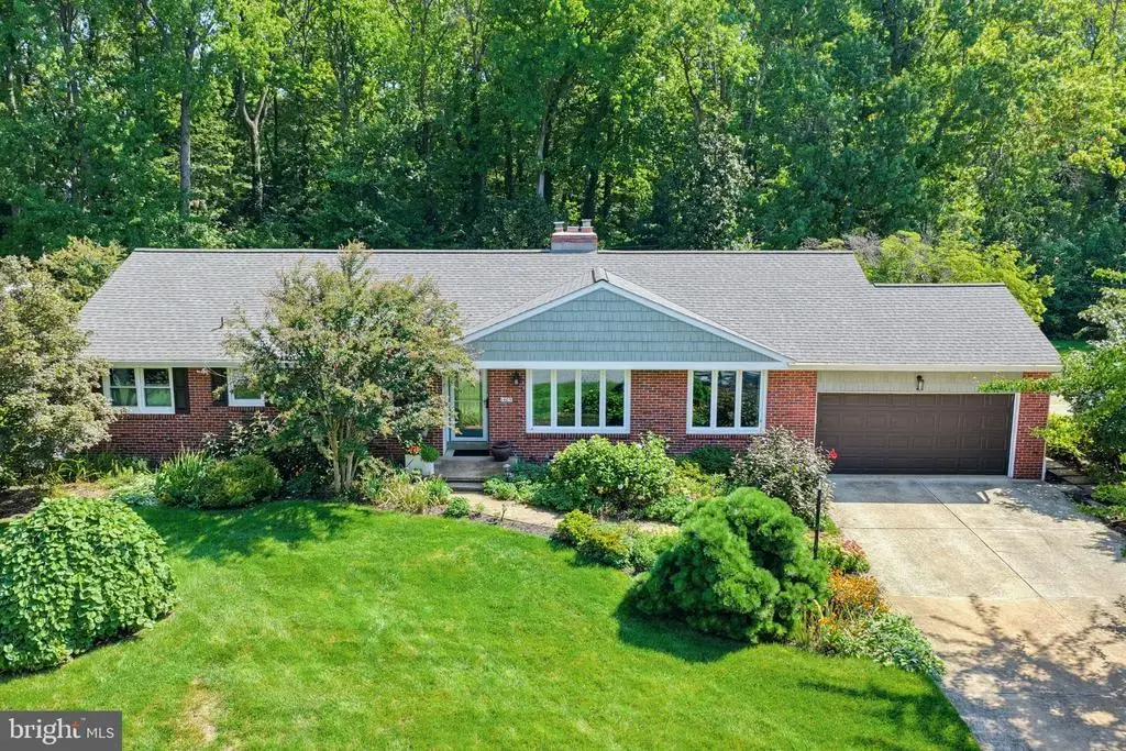 1409 Ivy Dr, WILMINGTON
