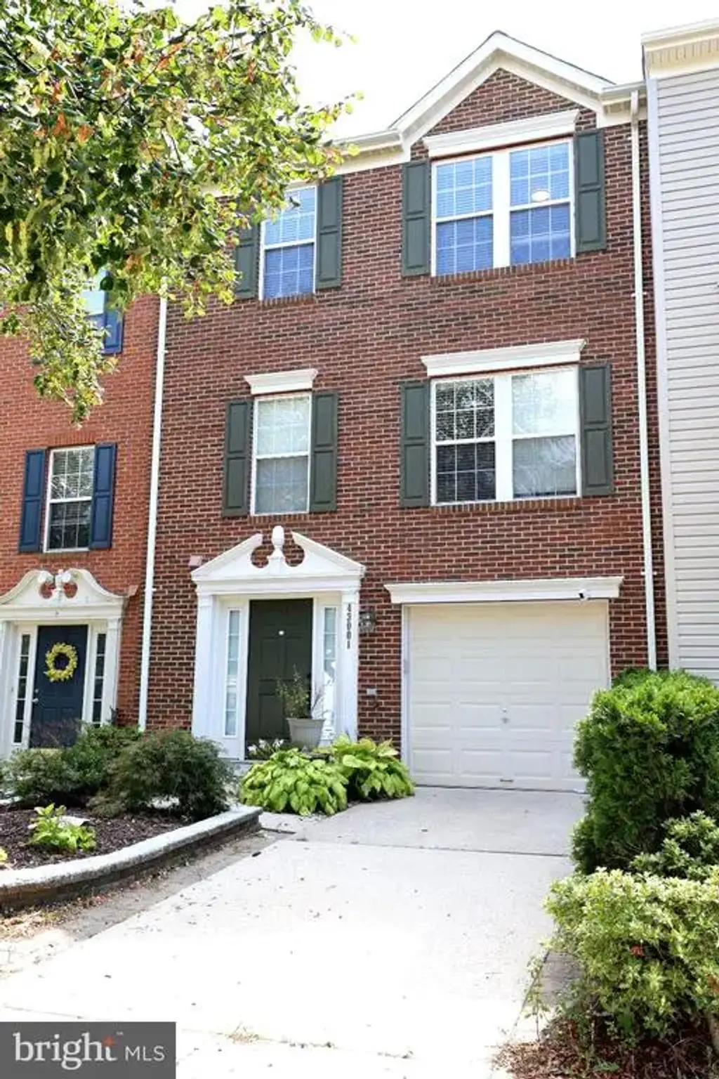 43001 Center St, CHANTILLY