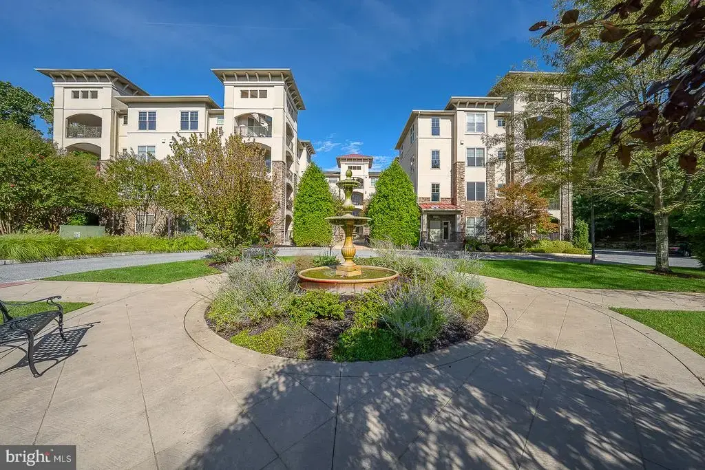 115 Cornerstone Dr #115, NEWTOWN SQUARE