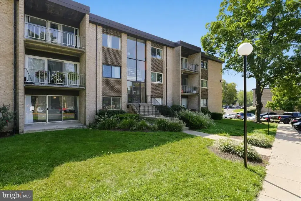 3722 Bel Pre Rd #3722-3, SILVER SPRING
