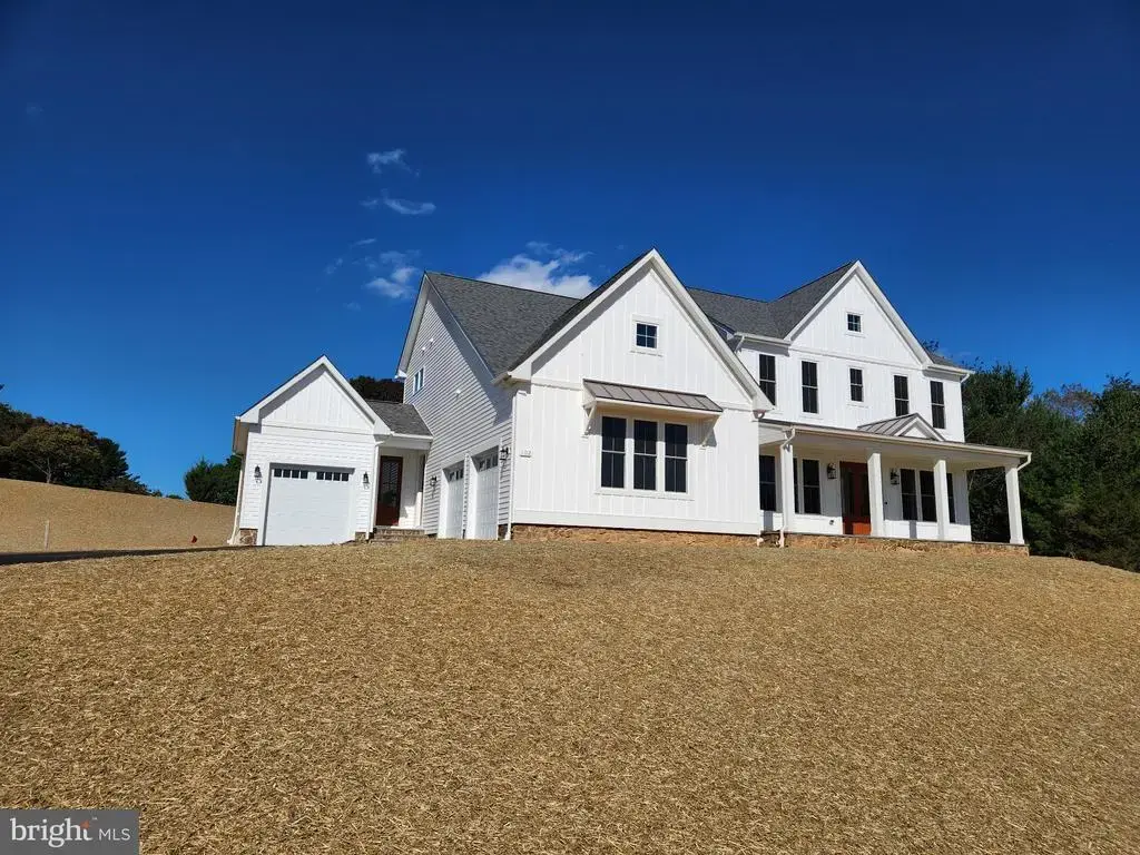 102 Kenard Dr, ELDERSBURG