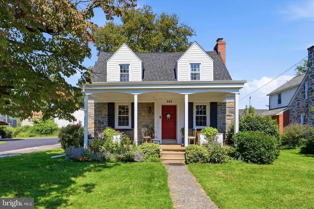 442 Thatcher Rd, SPRINGFIELD
