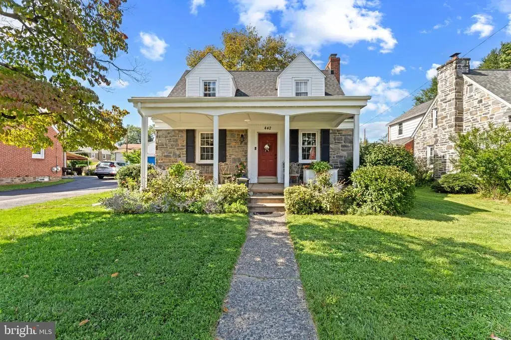 442 Thatcher Rd, SPRINGFIELD