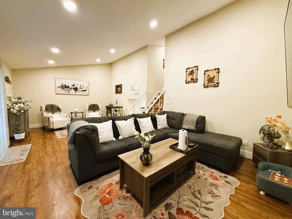 657 Artwood Dr, PHILADELPHIA