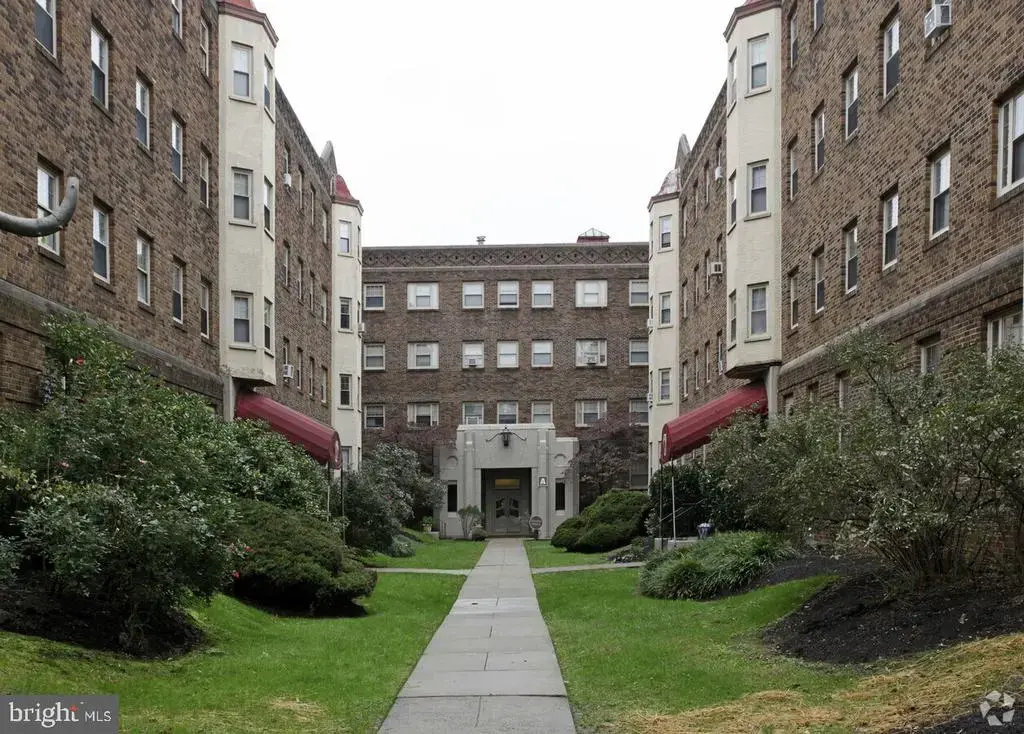 215-18 W Walnut Lane Ln #c406, PHILADELPHIA