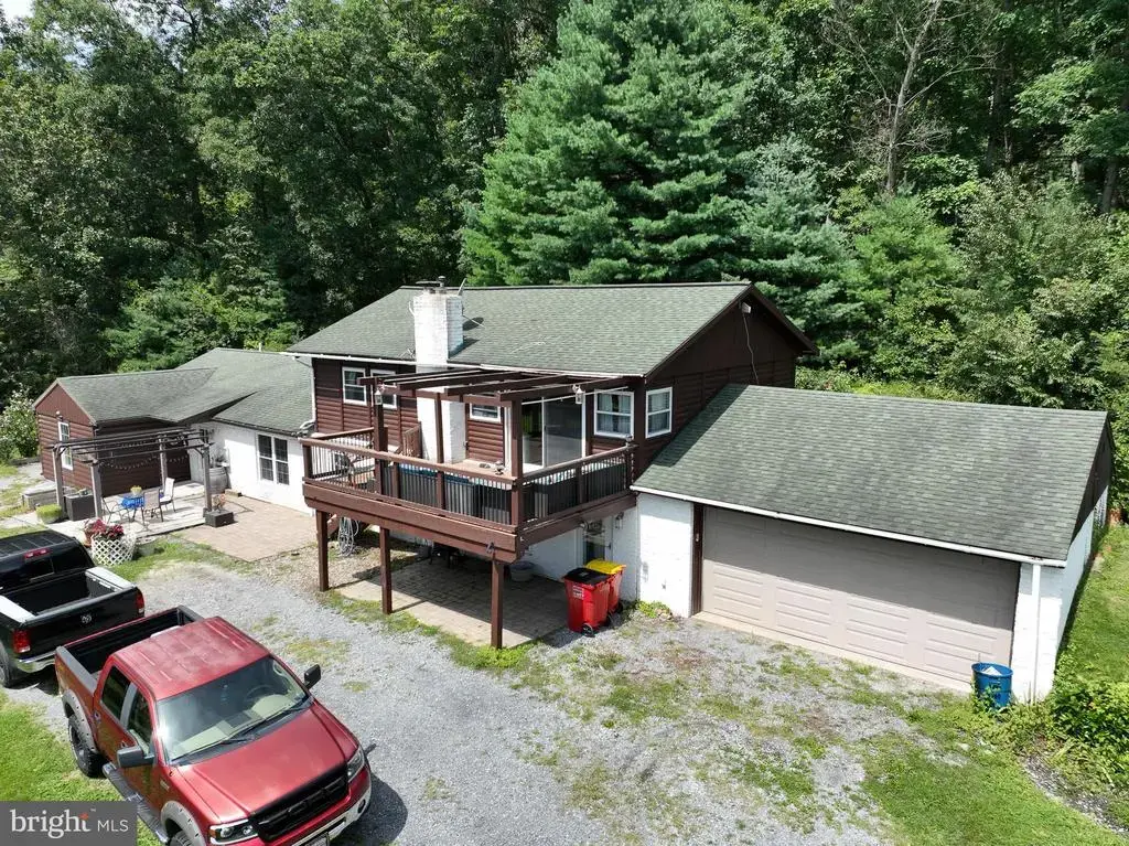 357 Pine Grove Rd, GARDNERS