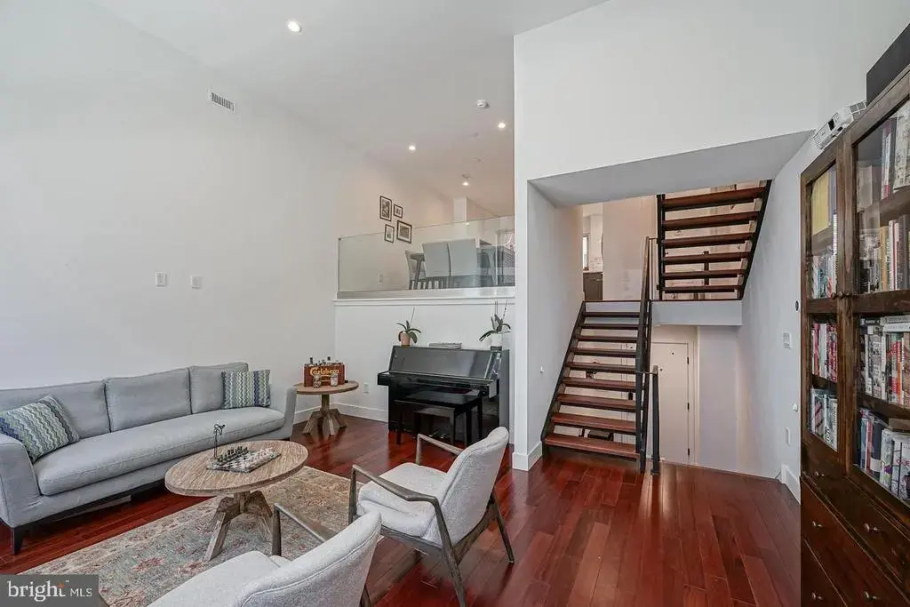 1309 S Woodstock St, PHILADELPHIA
