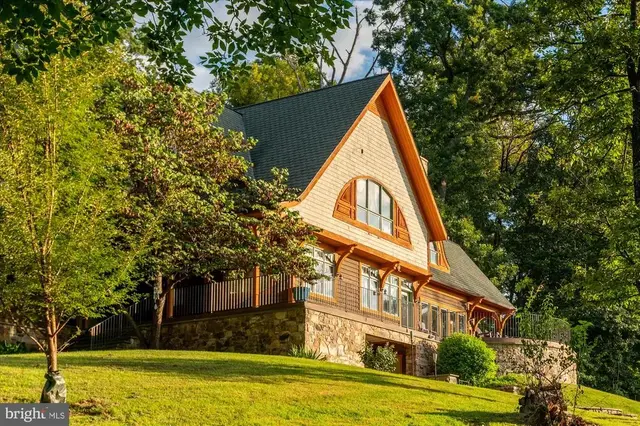 10210 Possum Hollow Dr, Delaplane
