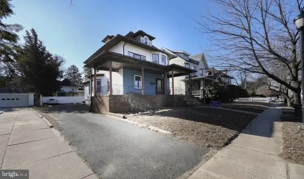 1112 Collings Ave, OAKLYN