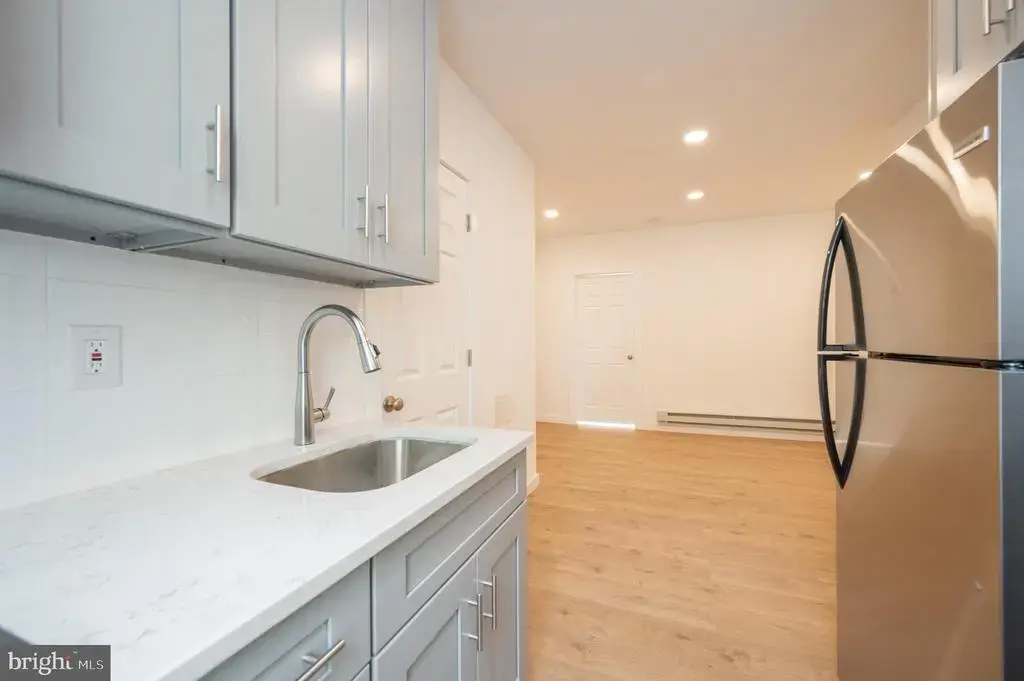 1617 Harrison St #3, PHILADELPHIA