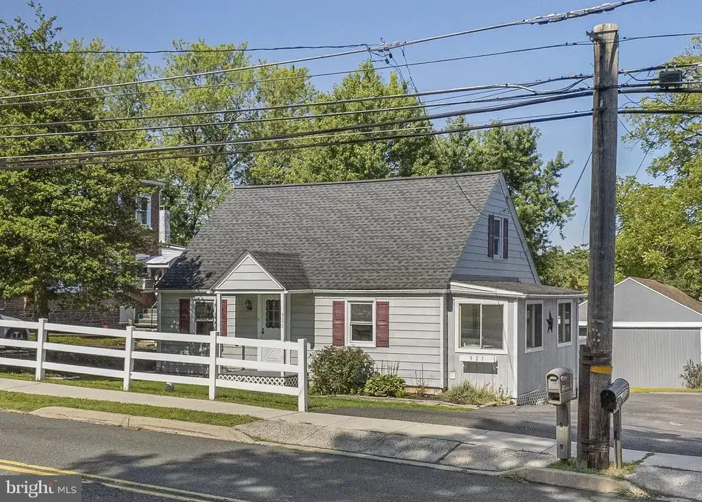 321 N Pleasantview Rd, POTTSTOWN