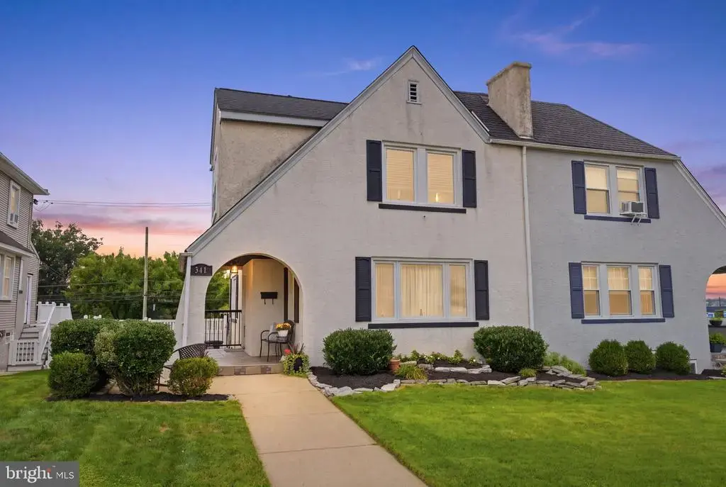 341 W 10th Ave, CONSHOHOCKEN