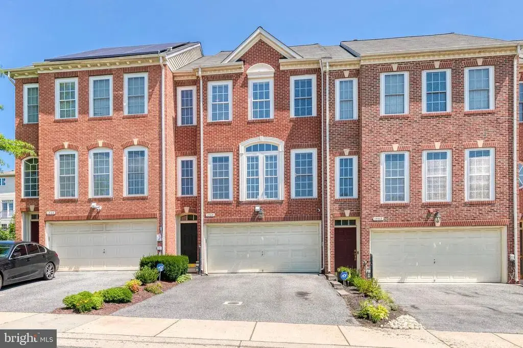 1564 Penzance Way, HANOVER