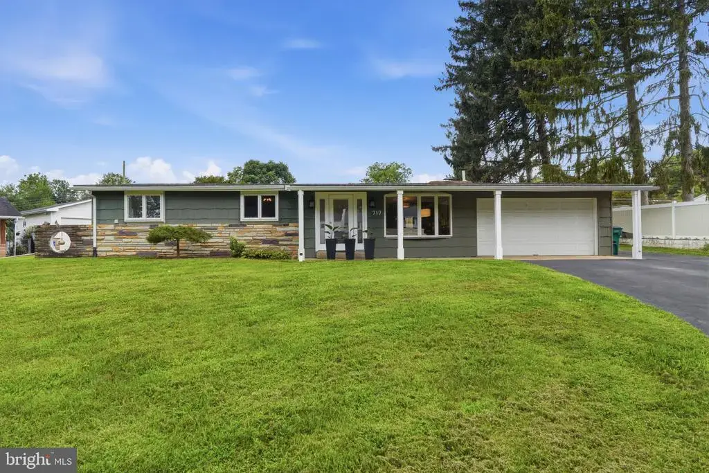 717 Kleckner Rd, BENSALEM