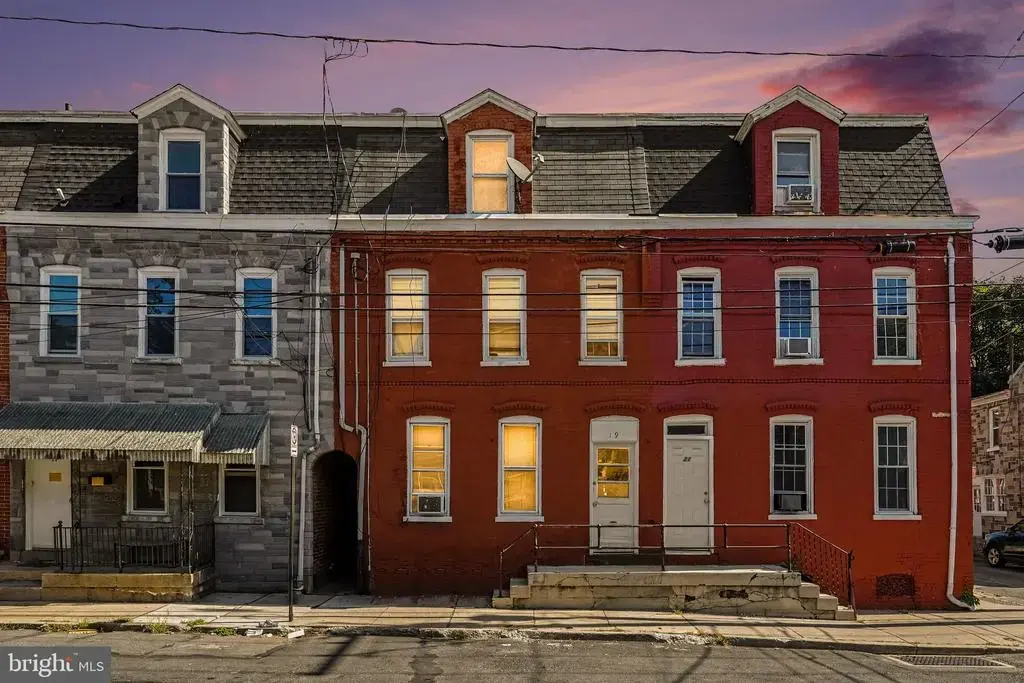 19 New Dorwart St, LANCASTER