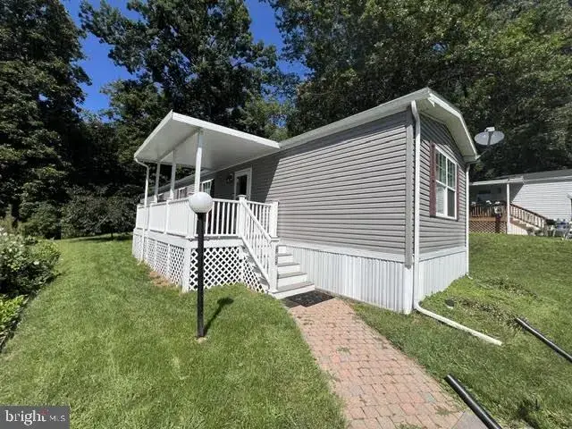 50 Lakeview Dr, Elizabethtown