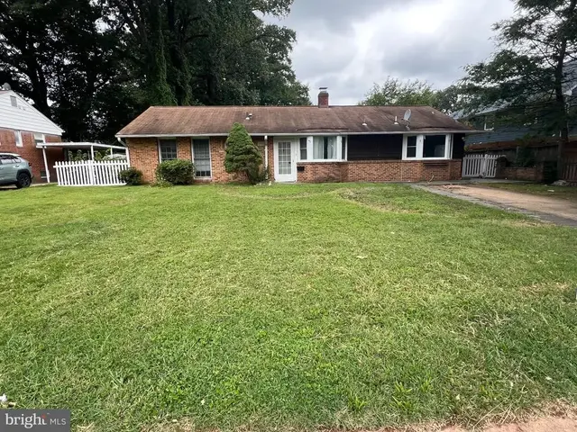 5818 Gloucester Ave, Springfield