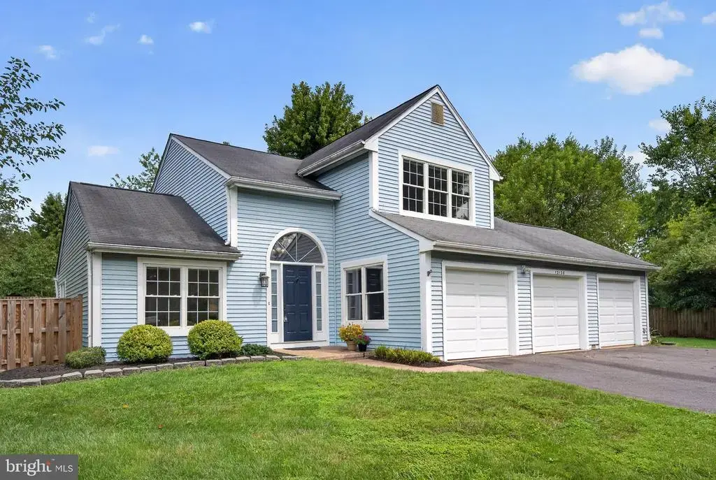 13136 Lazy Glen Ct, HERNDON