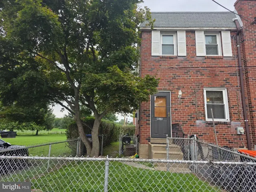 915 Lincoln Ter, CHESTER