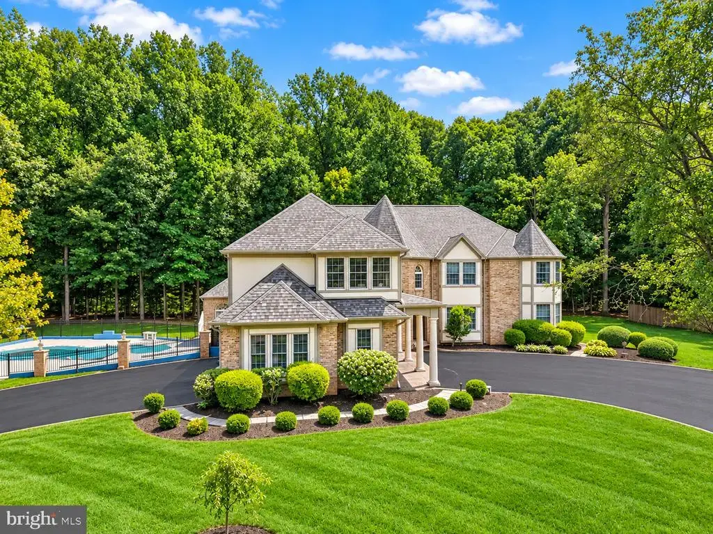 9827 Lake Meadow Ct, BURKE