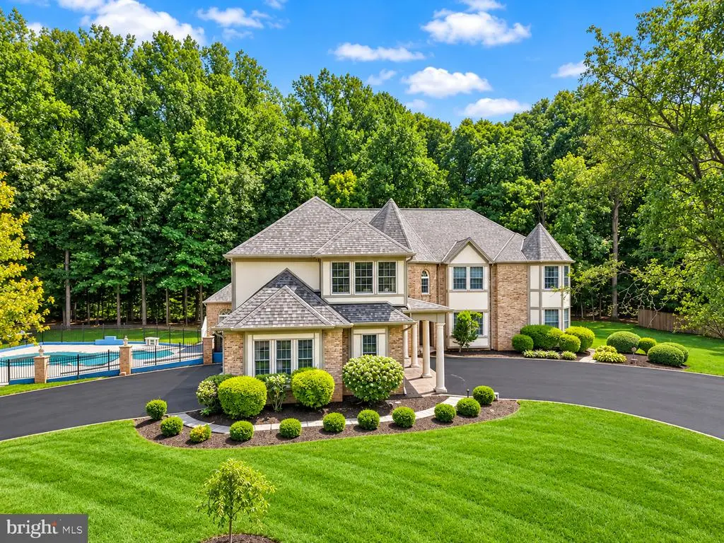 9827 Lake Meadow Ct, BURKE