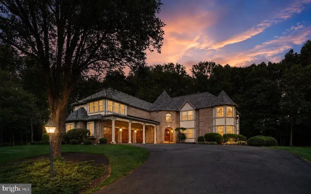 9827 Lake Meadow Ct, BURKE